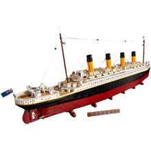 Premium collectible Titanic building blocks