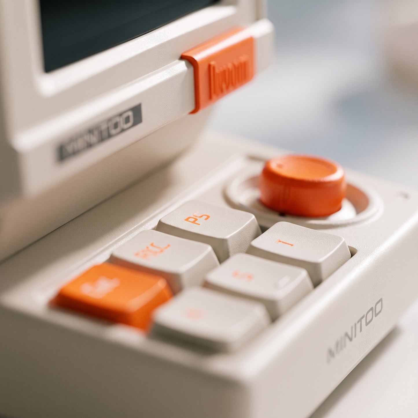 Retro Bluetooth speaker