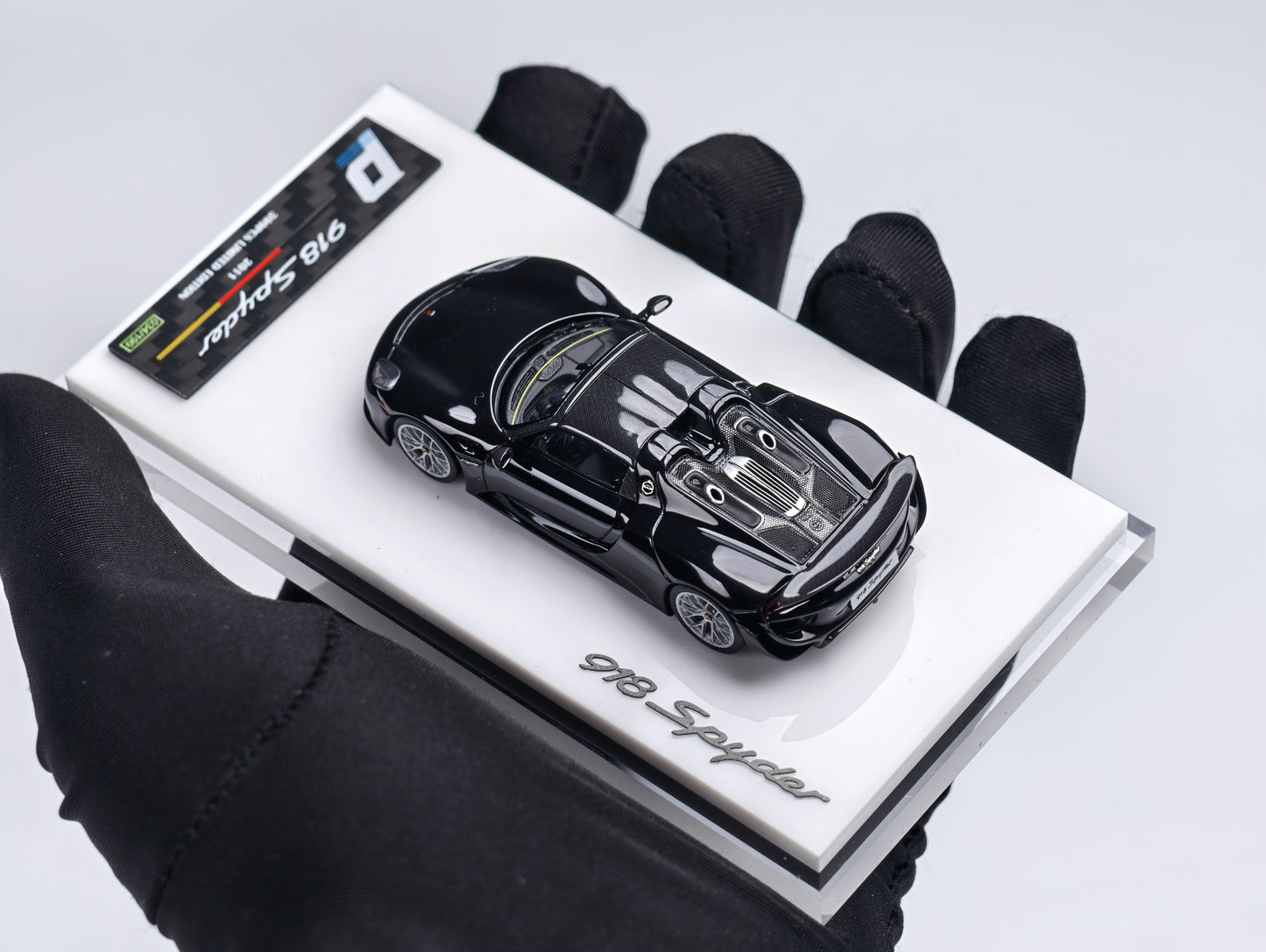 1:64 Porsche 918 resin car model