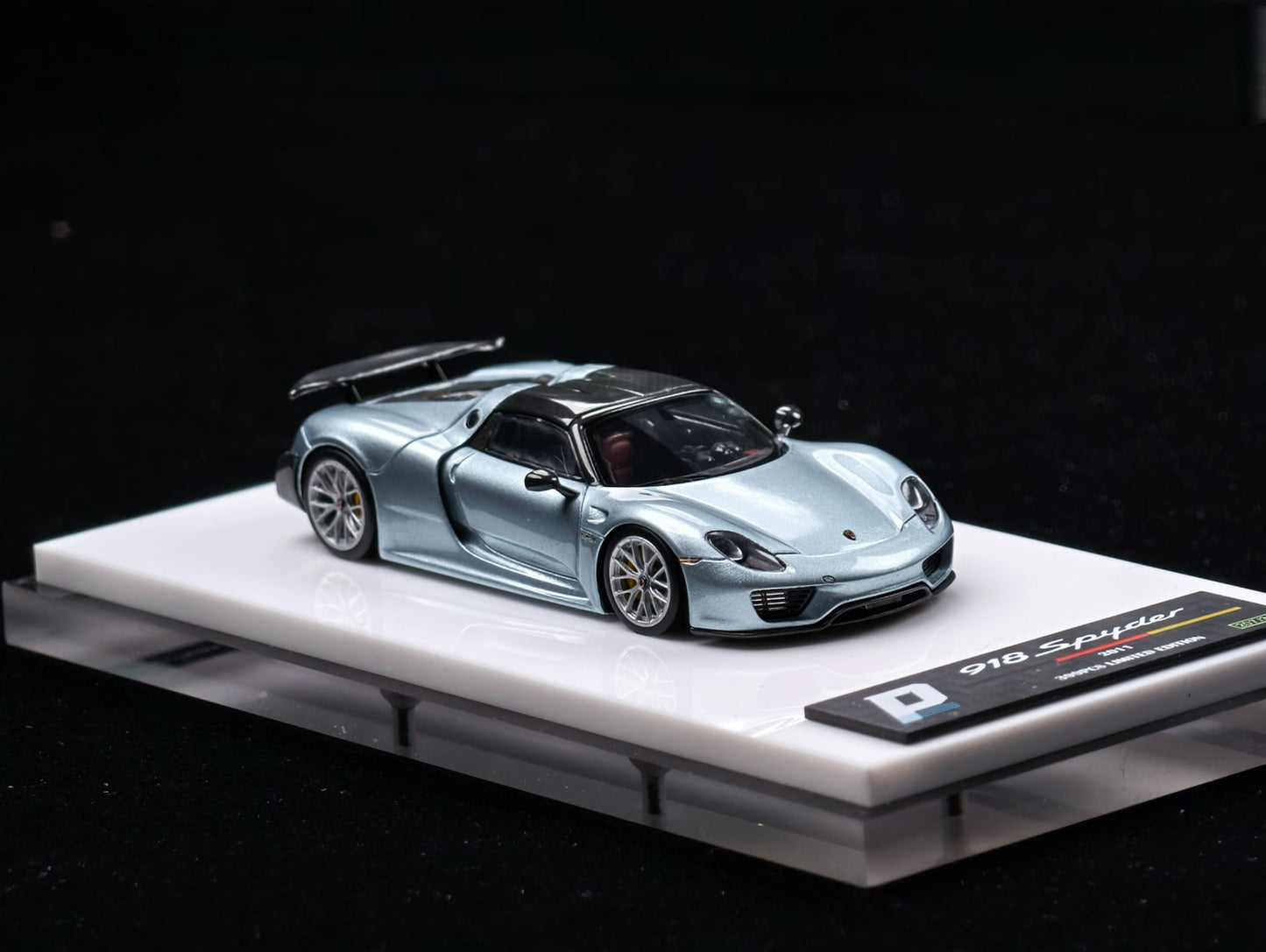1:64 Porsche 918 resin car model
