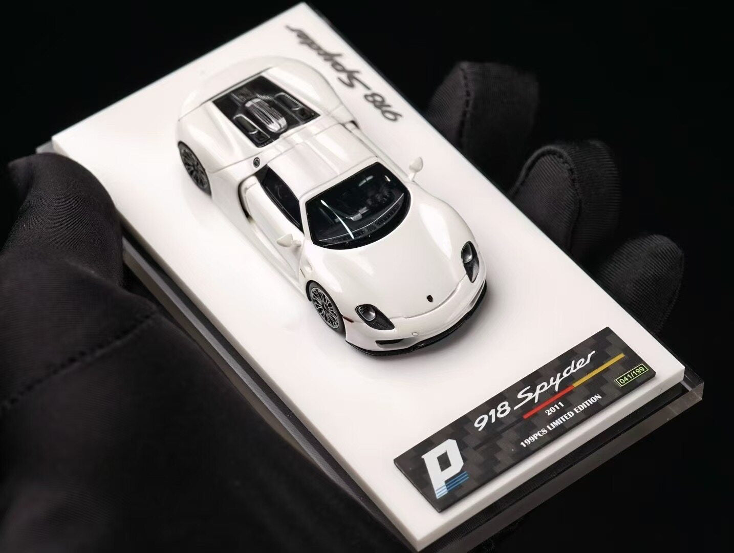 1:64 Porsche 918 resin car model